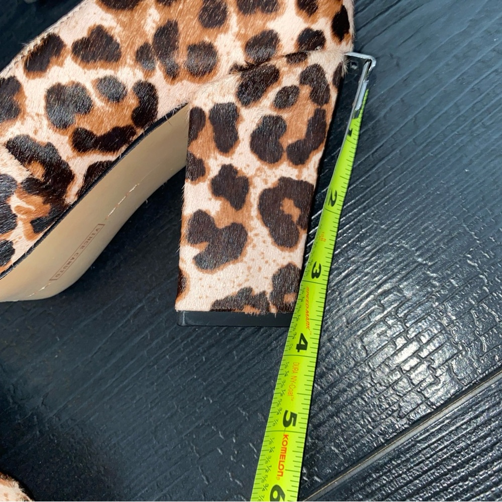 Vince Camuto Haircalf Block Heel Pumps Sz 8.5M Candera Animal Leopard Print New - Picture 3 of 16